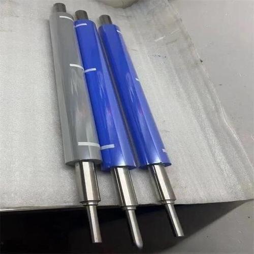 丁基橡膠粘塵輥730mm 鑫博強(qiáng)抗靜電靜電除塵方案，助力薄膜清潔生產(chǎn)
